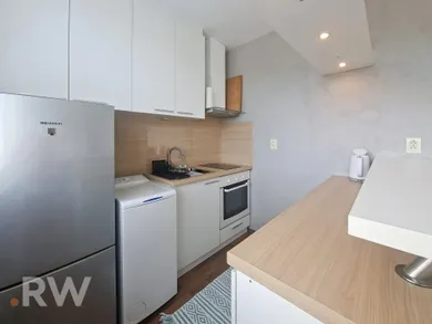 Na prenájom 2-izbový byt, 40 m², Bratislava-Dúbravka, Pri Kríži