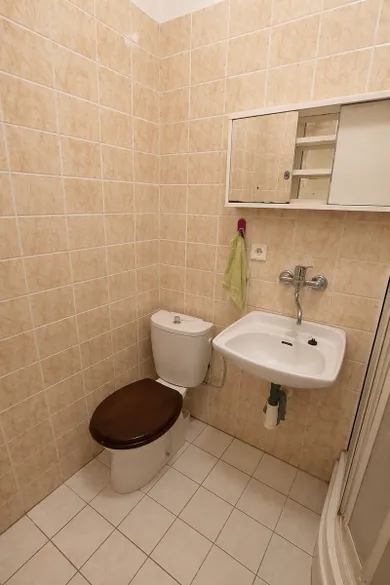 Na predaj 5-izbový byt, 360 m², Matúškovo