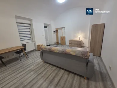 Na prenájom 1-izbový byt, 39 m², Prešov, Slovenská