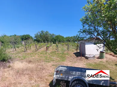 Na predaj pozemok, 239 m², Skalica, Stračinská