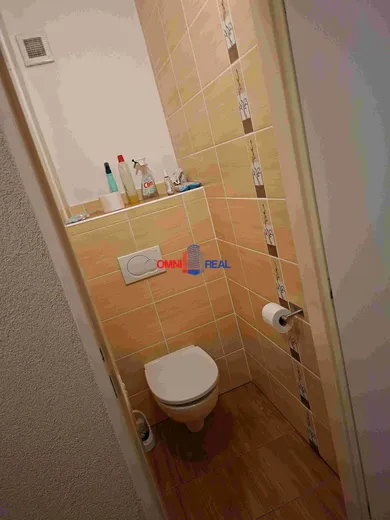 Na prenájom 3-izbový byt, 75 m², Bratislava-Ružinov, Ružová dolina