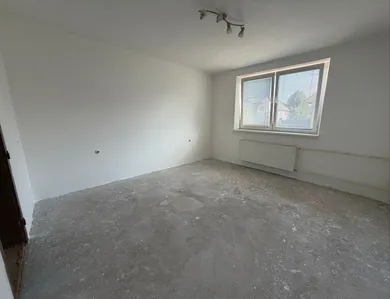 Na predaj 6-izbový dom, 130 m², Stupava