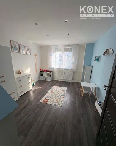 Na predaj 3-izbový byt, 74 m², Strážske, Mierova