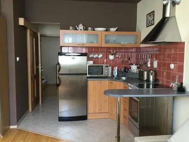 Byty na prenájom 2-izbový, Bratislava-Staré Mesto · €700