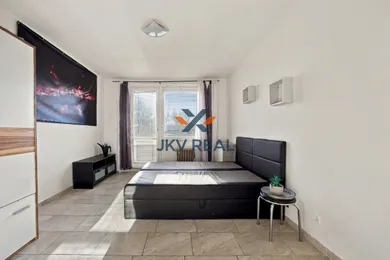 Eladó lakások, 1-szobás, Bratislava-Vajnory · €120 000