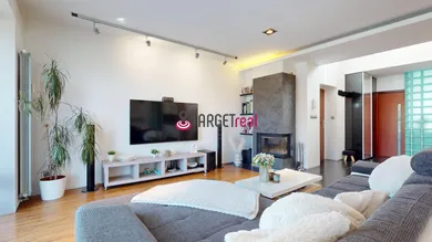 Mieszkania na sprzedaż, 4-pokojowe, Martin · €285 000