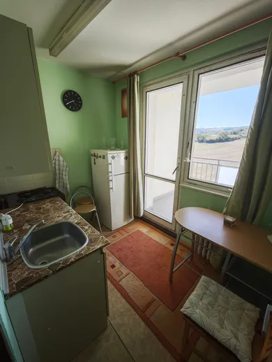 Eladó lakások, 1-szobás, Hlohovec · €99 900
