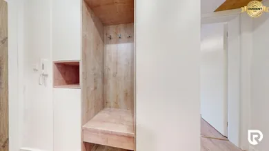 Na predaj 3-izbový byt, 82 m², Bratislava-Ružinov, Drieňová