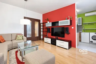 Na predaj 3-izbový byt, 79 m², Bratislava-Ružinov