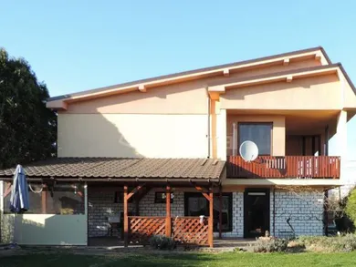 Na predaj dom, 288 m², Hurbanovo