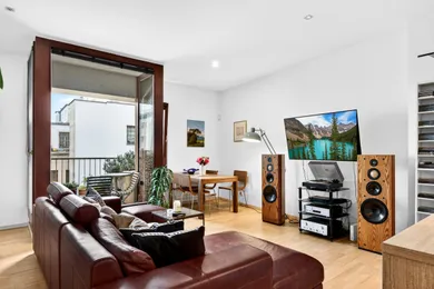Byty na predaj 3-izbový, Bratislava-Staré Mesto · €540 600