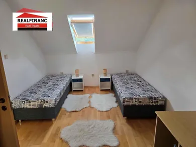 Na prenájom 3-izbový byt, 100 m², Trnava, Oblúková