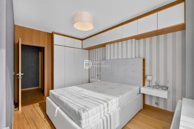 Na prenájom 2-izbový byt, 24 m², Bratislava-Staré Mesto, Landererova