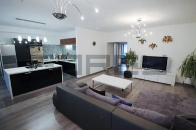 Eladó lakások, 3-szobás, Bratislava-Rača · €329 000