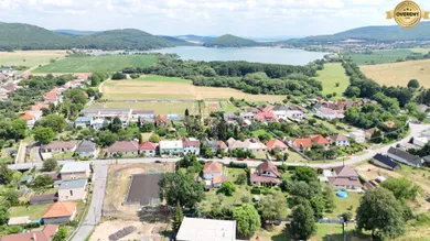Na predaj komerčné, 200 m², Divín