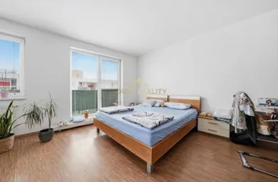 Na prenájom 1-izbový byt, 69 m², Bratislava-Karlova Ves, Kresánkova