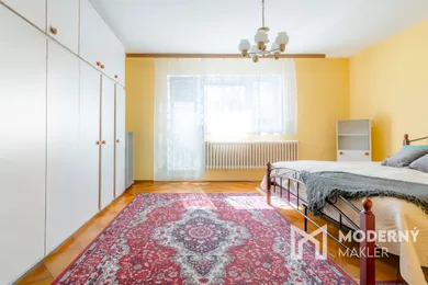 Na predaj dom, 237 m², Oščadnica