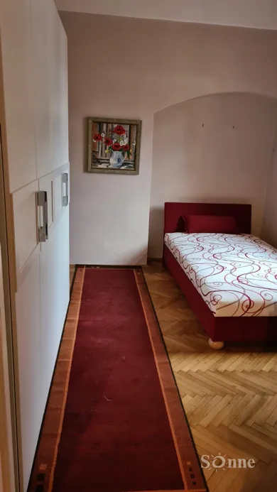Na prenájom 2-izbový byt, 58 m², Košice-Staré Mesto, Hlavná