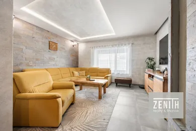 Na predaj 5-izbový dom, 140 m², Veľký Meder, Petőfiho Ulica