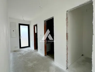 Na predaj dom, 126 m², Kostolište
