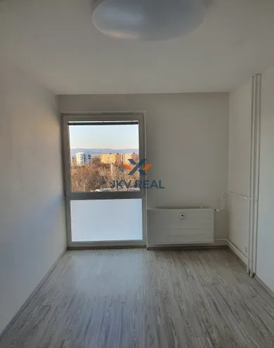 Na predaj 2-izbový byt, 42 m², Bratislava-Vrakuňa, Stavbárska