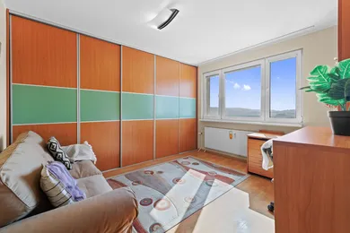 Na predaj 3-izbový byt, 69 m², Bratislava-Devínska Nová Ves