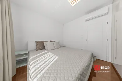 Na predaj dom, 201 m², Miloslavov, Levanduľová ulica