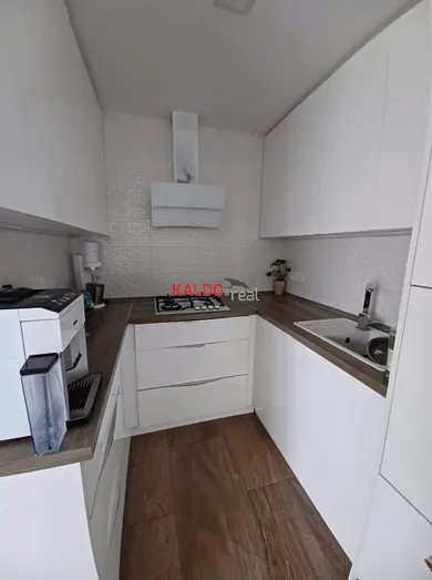 Na predaj dom, 150 m², Trstín