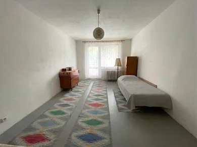 Na predaj 2-izbový byt, 64 m², Podbrezová, Štiavnička