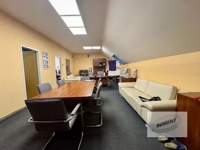 Na predaj objekt, 70 m², Kolárovo, Obchodný Rad