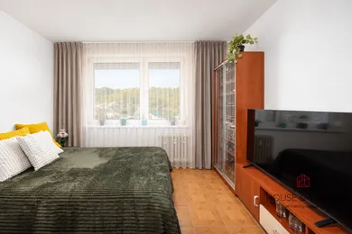 Na predaj 2-izbový byt, 77 m², Bratislava-Karlova Ves, Pod Rovnicami