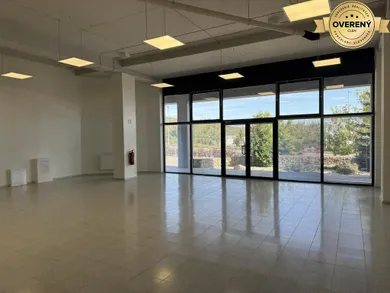 Комерційні приміщення на продаж, Bratislava-Vajnory · €210 000