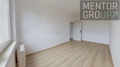 Na prenájom 3-izbový byt, 61 m², Bratislava-Dúbravka, Bazovského