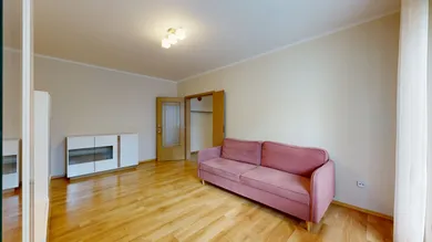 Na predaj 2-izbový byt, 49 m², Piešťany, Teplická