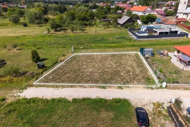 Na predaj pozemok, 655 m², Paňovce, neverejná