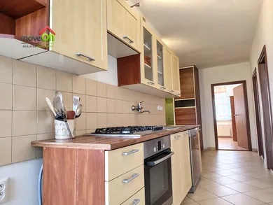 Mieszkania na sprzedaż, 3-pokojowe, Levice · €129 990