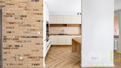 Na predaj 3-izbový byt, 70 m², Trnava, Vajanského