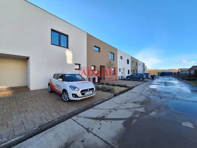 Domy na sprzedaż, Košice-Krásna · €349 990