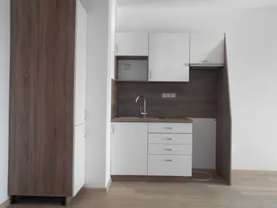 Na prenájom 2-izbový byt, 50 m², Čadca, 17. Novembra