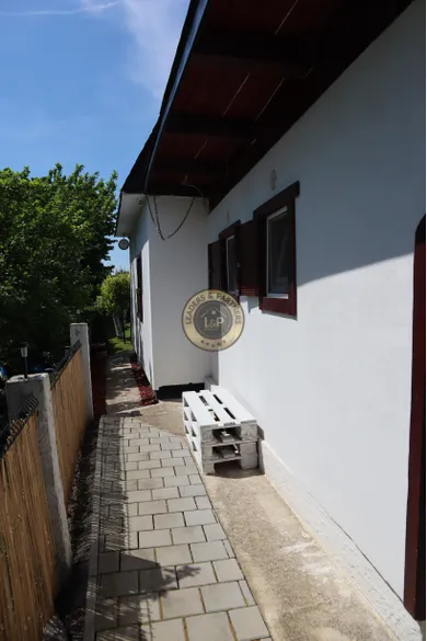 Na predaj pozemok, 291 m², Senica