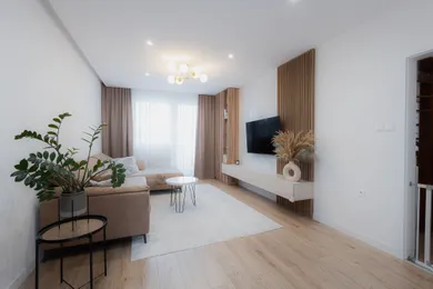Eladó lakások, 4-szobás, Dolný Kubín · €249 900