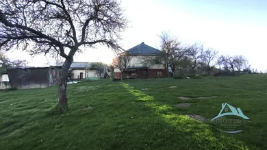 Na predaj dom, 200 m², Dolná Strehová, Pravička