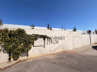 Kiadó lakások, 2-szobás, Bratislava-Devínska Nová Ves · €740