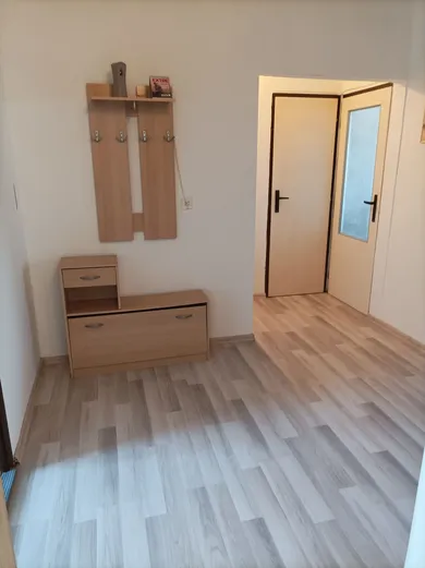 Na prenájom 3-izbový byt, Banská Bystrica