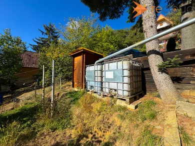 Na predaj rekreačný dom, 40 m², Hlohovec