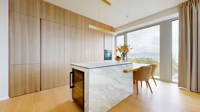 Na prenájom 4-izbový byt, 107 m², Bratislava-Petržalka, Krasovského