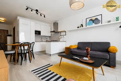 Mieszkania na wynajem, 2-pokojowe, Bratislava-Dúbravka · €630