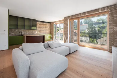 Byty na predaj 4-izbový, Bratislava-Nové Mesto · €680 000