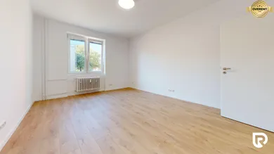Na predaj 3-izbový byt, 82 m², Bratislava-Ružinov, Drieňová