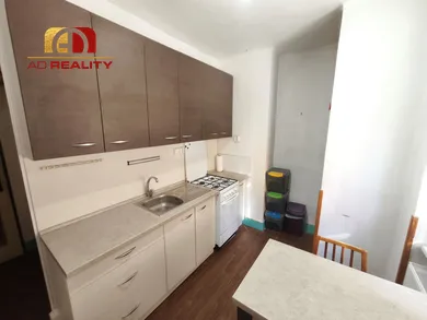 Na predaj 3-izbový byt, 60 m², Michalovce, Karola Kuzmányho